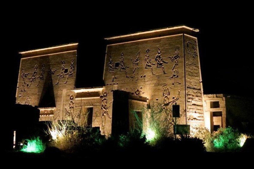 sound and light night show at philae temple