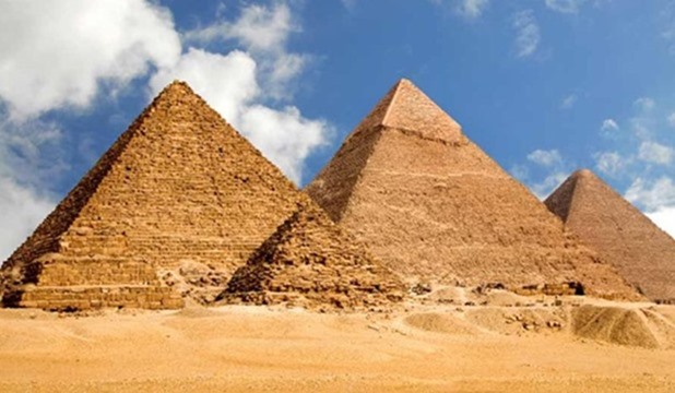 Half Day tour to Giza Pyramids