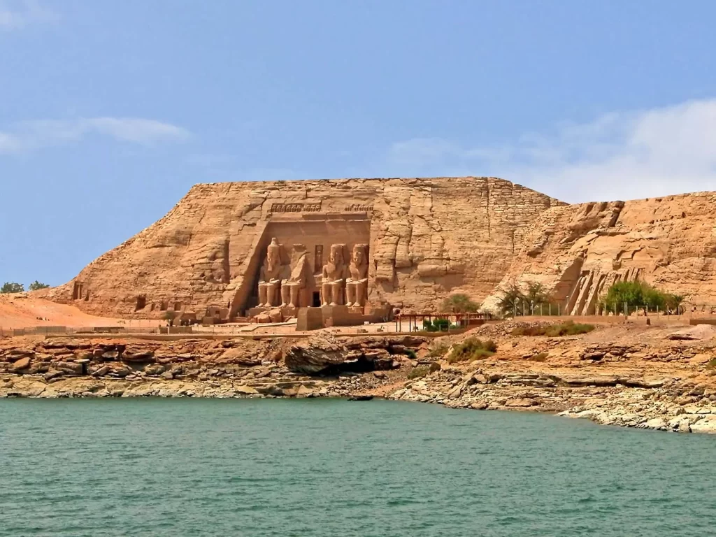 Tours from Cairo to Luxor and Abu Simbel